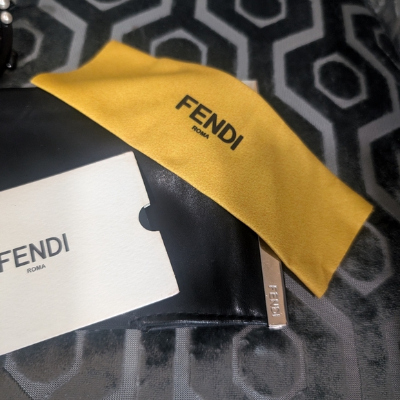 FENDI 0296S 807 BLACK -PEARL SUNGLASSES - Picture 2 of 6